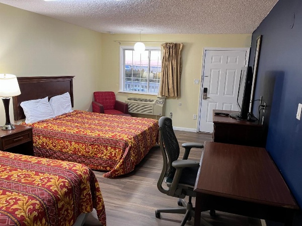 Royal Lodge image 3